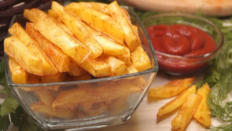 Картофель фри в духовке: вкусно и полезно за 10 минут
