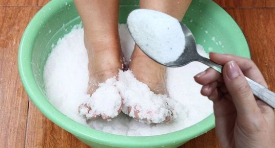 Откройте для себя массаж ног с содой: секреты самой простой процедуры