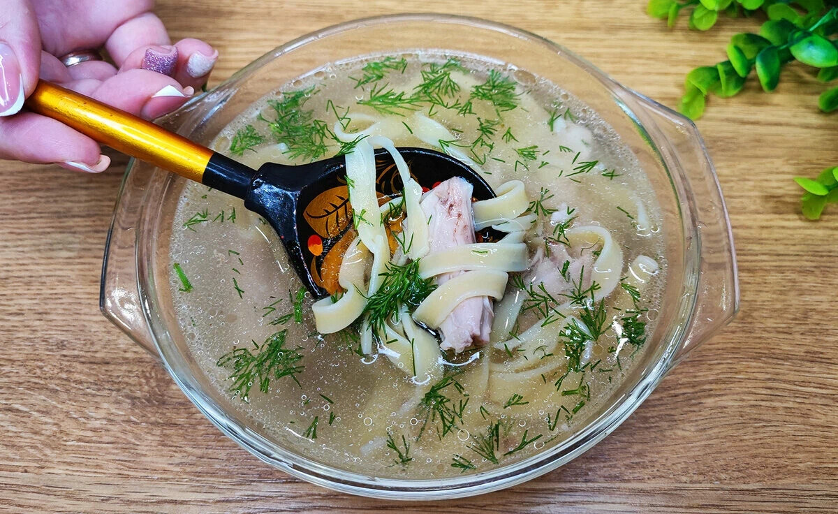 Как сварить куриный суп, как у бабушки: секрет прозрачного бульона
