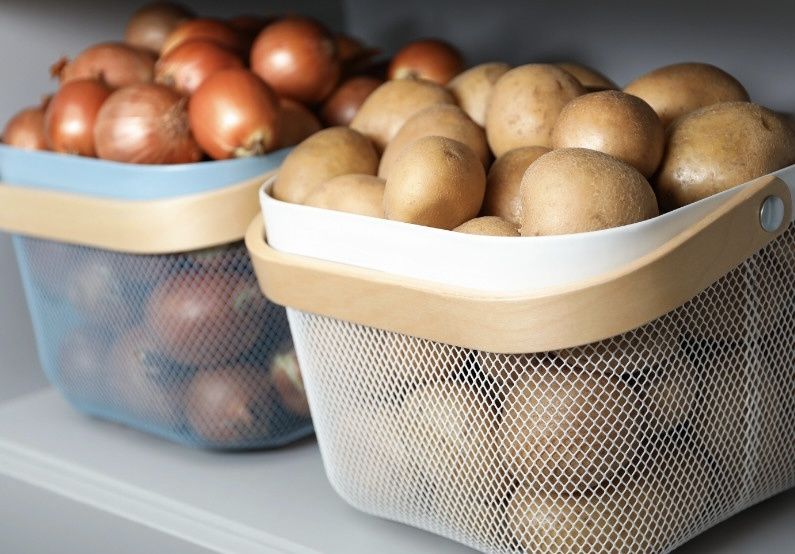 Продукты, которые нельзя хранить рядом для сохранения свежести