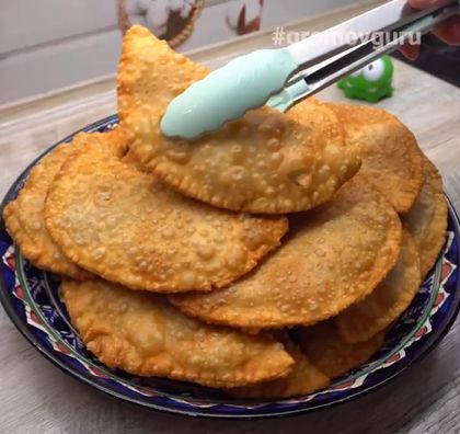 Чебуреки с капустой: Невероятный вкус без мяса