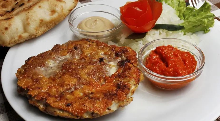 Вкусные рубленые котлеты из ассорти мяса: готовим легко и быстро