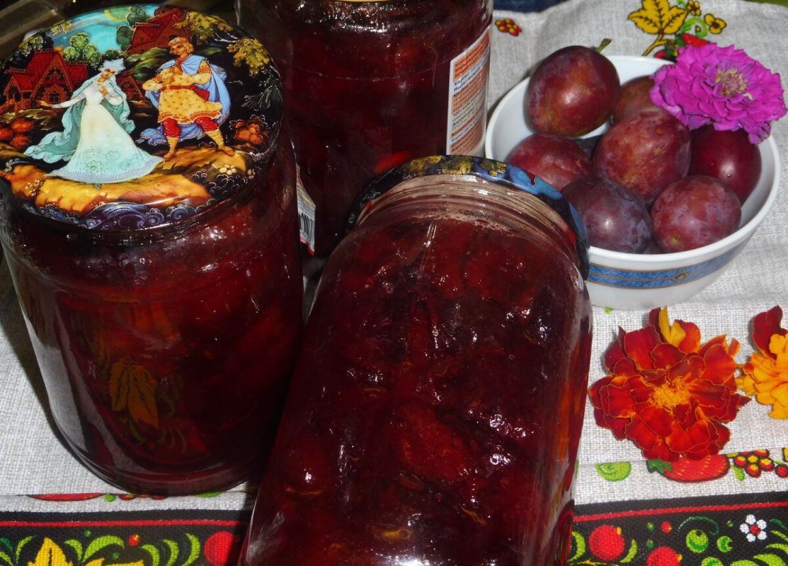Сливы на зиму: полезные заготовки и уютные рецепты