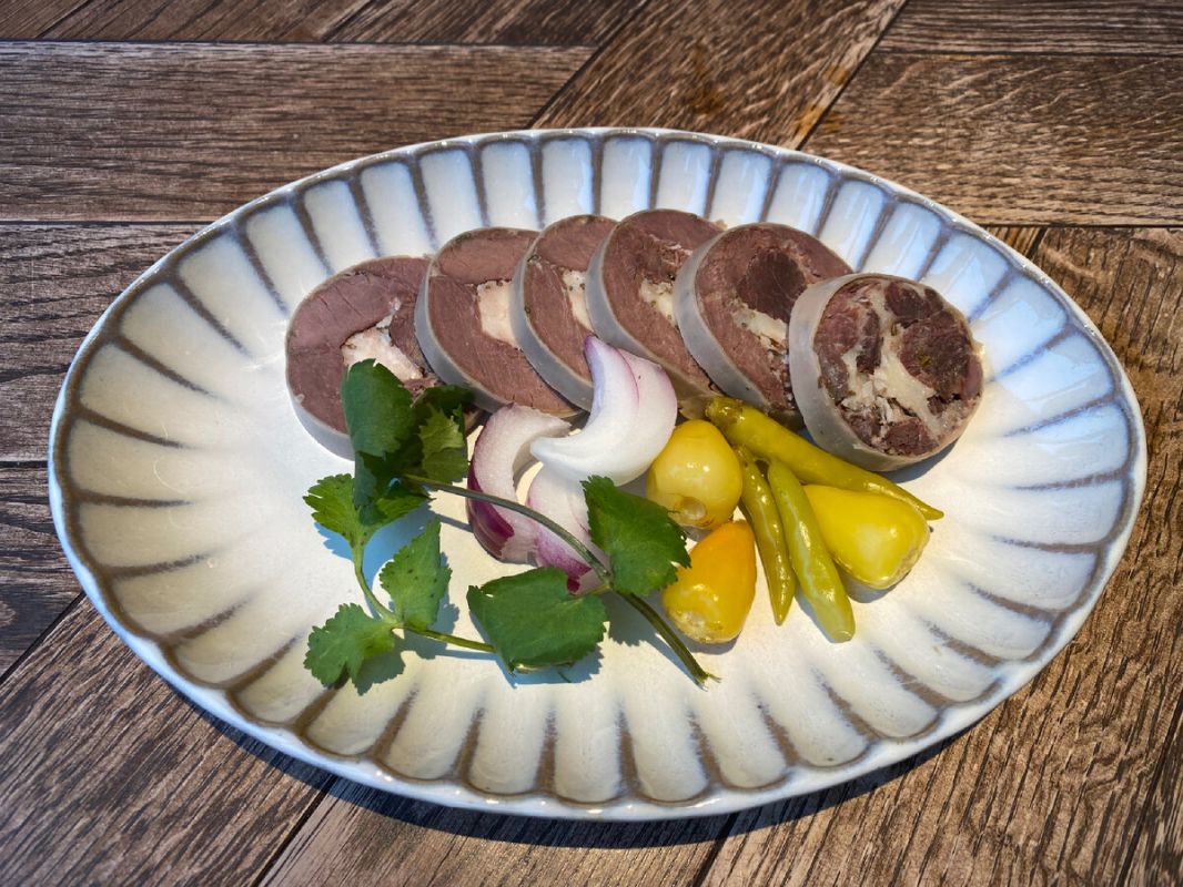 Вкус узбекской кухни в ресторане Инжир: от казы до хачапури