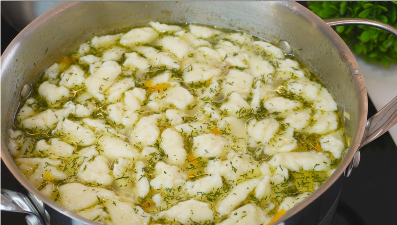 Как приготовить суп с галушками: рецепт для всей семьи