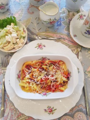 Готовим испанскую фриттату с салатом: идеальный завтрак