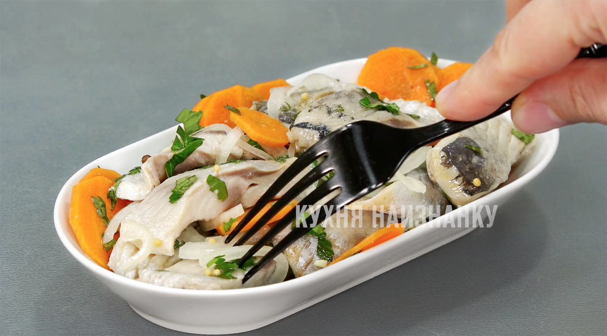 Нежная селедка в маринаде: идеальная закуска для вашего праздничного стола