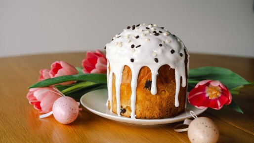 Цены на куличи в 2026 году: что выбрать - испечь или купить?