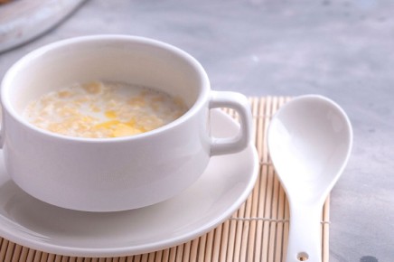 Молочный суп с вермишелью: быстрое и вкусное блюдо для всей семьи