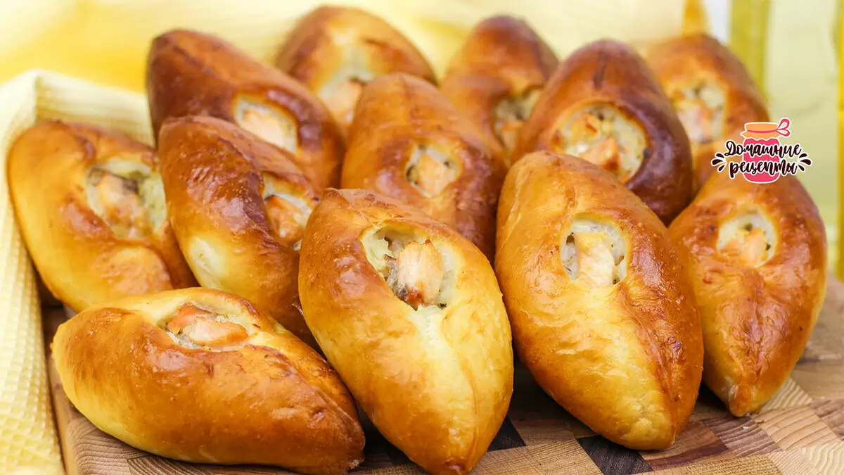 Плотные расстегаи с рыбой и рисом, которые завораживают своим вкусом