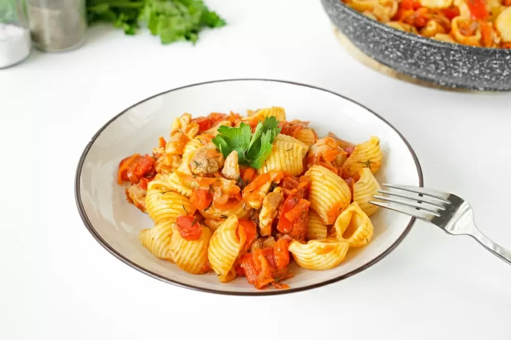 Макароны с курицей: идеальный ужин за 30 минут