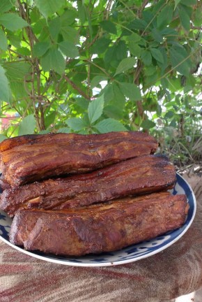 Как добиться идеального копчения свиных рёбер: простой и вкусный рецепт