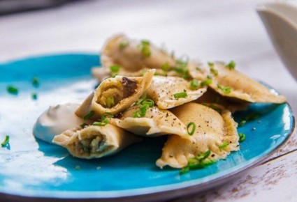 Вареники с картофелем и грибами: классика украинской кухни