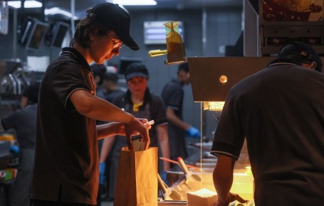 Самый дорогой заказ новогодних праздников: шокирующая сумма на еду