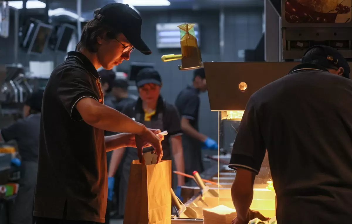 Самый дорогой заказ новогодних праздников: шокирующая сумма на еду