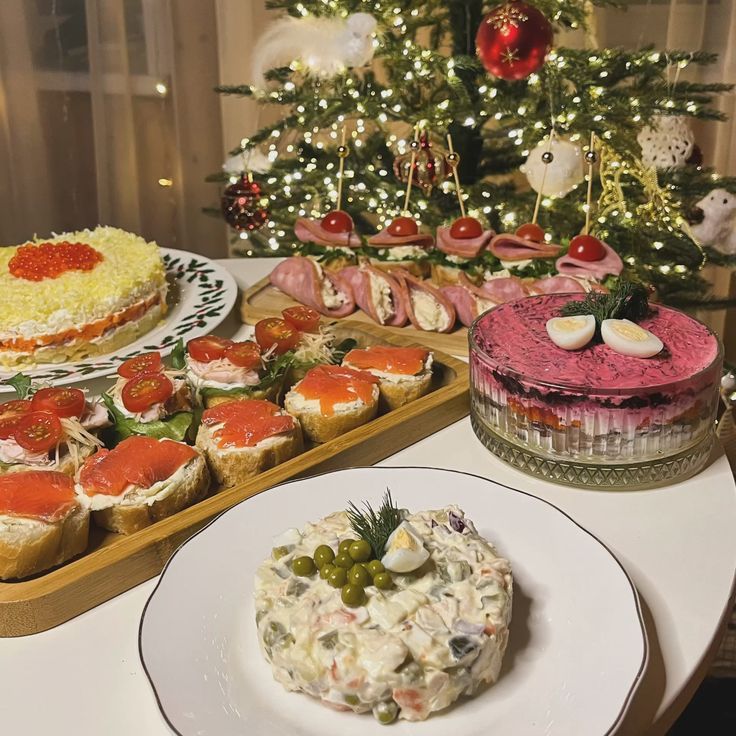 Как выбрать простой и вкусный салат к новогоднему столу без лишних хлопот