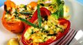 Очарование грузинской кухни: перцы с сыром сулугуни и свежими травами